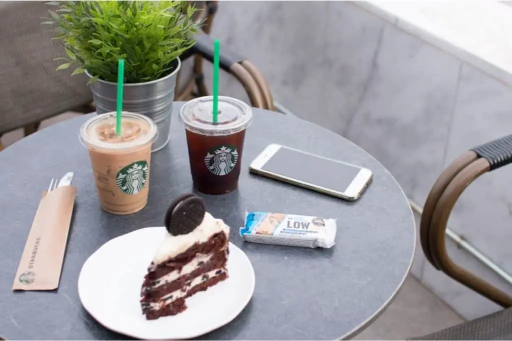 Keto White Drink Starbucks - Refreshment Minus the Carbs and Sugars